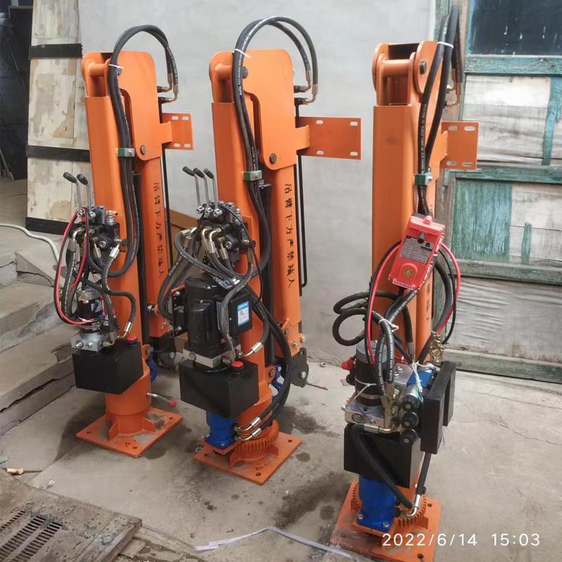 丰台区重汽蓝牌随车吊 3.2吨 国六动力强 液压驱动 农用自卸起重机